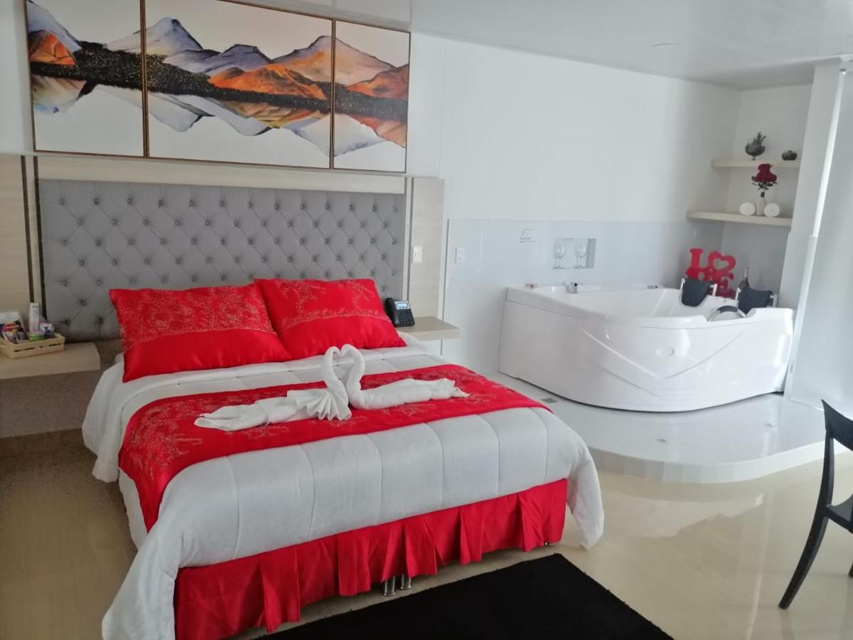 Hotel San Antonio גוארנה מראה חיצוני תמונה