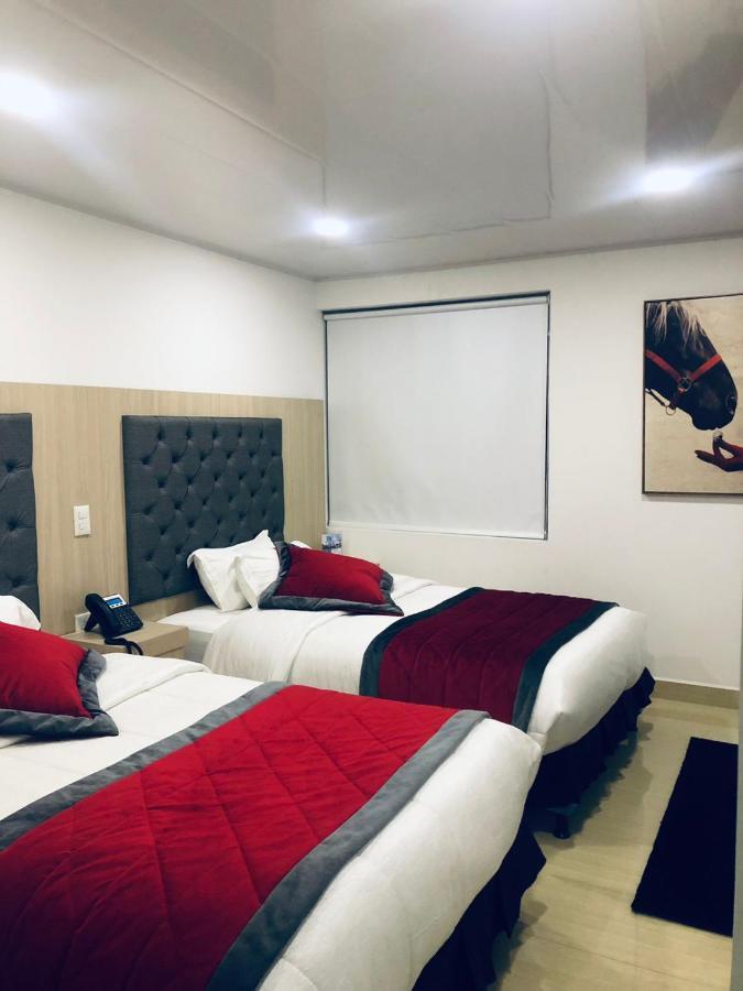 Hotel San Antonio גוארנה מראה חיצוני תמונה