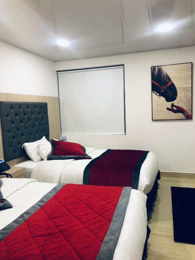 Hotel San Antonio גוארנה מראה חיצוני תמונה
